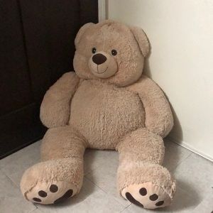 Giant Stuffed Teddy Bear